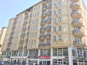 Satılır 4 otaqlı 250 m2 yeni tikili Gənclik m.