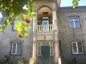 Satılır 8 otaqlı 350 m2 həyət evi Zabrat 1