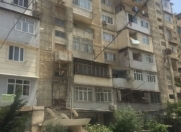 Satılır 4 otaqlı 86 m2 köhnə tikili İnşaatçılar m.