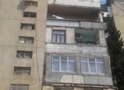 Satılır 1 otaqlı 40 m2 köhnə tikili Neapol dairəsi