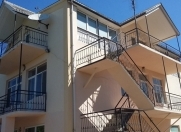 İcarəyə verilir 15 otaqlı 1500 m2 bağ evi Xaçmaz