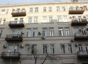 İcarəyə verilir 2 otaqlı 55 m2 köhnə tikili İzmir parkı