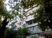 Satılır 5 otaqlı 130 m2 köhnə tikili 9 mkr