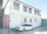 Satılır 8 otaqlı 400 m2 həyət evi Xırdalan