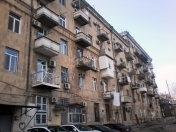 Satılır 3 otaqlı 80 m2 köhnə tikili Bayıl