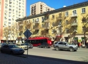 Satılır 3 otaqlı 75 m2 köhnə tikili Hüseyn Cavid parkı