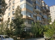 Satılır 5 otaqlı 300 m2 yeni tikili Şah İsmayıl Xətai m.