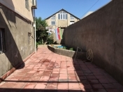 Satılır 4 otaqlı 150 m2 həyət evi Bakıxanov