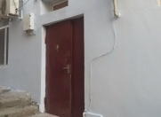 Satılır 2 otaqlı 32 m2 köhnə tikili Rusiya səfirliyi