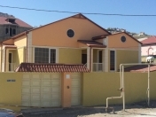 Satılır 4 otaqlı 140 m2 həyət evi Beşmərtəbə