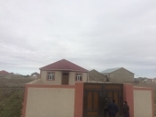 Satılır 3 otaqlı 110 m2 həyət evi Ramana