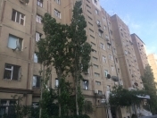 Satılır 3 otaqlı 80 m2 köhnə tikili Elmlər Akademiyası m.