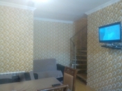 Satılır 2 otaqlı 68 m2 yeni tikili Neapol dairəsi