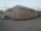 Satılır 3 otaqlı 100 m2 həyət evi Çiçək
