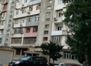 Satılır 3 otaqlı 100 m2 köhnə tikili 8 mkr