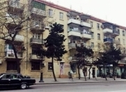 İcarəyə verilir 3 otaqlı 75 m2 köhnə tikili Sahil m.