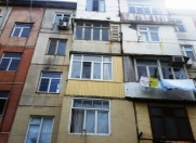 İcarəyə verilir 2 otaqlı 50 m2 köhnə tikili Memar Əcəmi m.