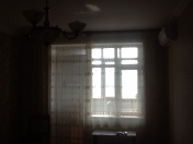 İcarəyə verilir 2 otaqlı 47 m2 köhnə tikili Ayna Sultanova heykəli