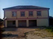 Satılır 6 otaqlı 170 m2 həyət evi Binə