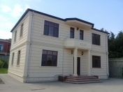 Satılır 5 otaqlı 200 m2 həyət evi Novxanı