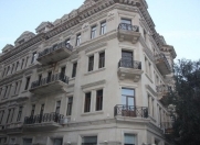 İcarəyə verilir 4 otaqlı 125 m2 ofis İçəri Şəhər