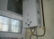 İcarəyə verilir 1 otaqlı 30 m2 köhnə tikili 8 km