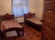 İcarəyə verilir 3 otaqlı 90 m2 köhnə tikili Hüseyn Cavid parkı