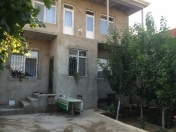 Satılır 6 otaqlı 200 m2 həyət evi Ramana