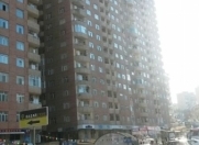 Satılır 4 otaqlı 144 m2 yeni tikili İnşaatçılar m.