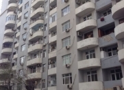 Satılır 3 otaqlı 125 m2 yeni tikili Nizami m.