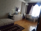 Satılır 2 otaqlı 53 m2 yeni tikili İnşaatçılar m.