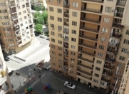 Satılır 3 otaqlı 109 m2 yeni tikili İnşaatçılar m.