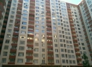 Satılır 4 otaqlı 150 m2 yeni tikili İnşaatçılar m.