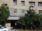 Satılır 5 otaqlı 106 m2 köhnə tikili Gəncə