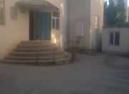 Satılır 12 otaqlı 363 m2 villa İnşaatçılar m.