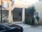 Satılır 4 otaqlı 200 m2 bağ evi Novxanı