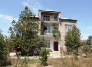 Satılır 8 otaqlı 500 m2 villa Sulutəpə