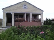 Satılır 4 otaqlı 204 m2 həyət evi Buzovna