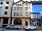 Satılır 5 otaqlı 1000 m2 obyekt Nəriman Nərimanov m.