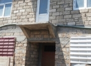 Satılır 4 otaqlı 300 m2 həyət evi Y.Ramana