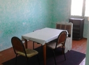 İcarəyə verilir 2 otaqlı 55 m2 köhnə tikili 7 mkr