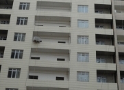 Satılır 1 otaqlı 50 m2 yeni tikili İnşaatçılar m.