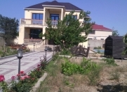 Satılır 5 otaqlı 240 m2 bağ evi Novxanı