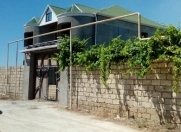 Satılır 6 otaqlı 360 m2 həyət evi Buzovna