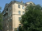 Satılır 3 otaqlı 100 m2 köhnə tikili Hüseyn Cavid parkı