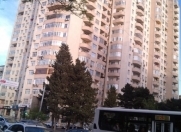 Satılır 3 otaqlı 137 m2 yeni tikili 8 mkr