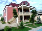 Satılır 7 otaqlı 200 m2 həyət evi Buzovna
