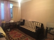 İcarəyə verilir 1 otaqlı 30 m2 köhnə tikili Memar Əcəmi m.