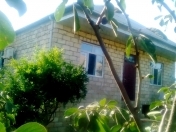 Satılır 3 otaqlı 121 m2 həyət evi Saray