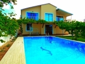 İcarəyə verilir 5 otaqlı 240 m2 bağ evi Mərdəkan